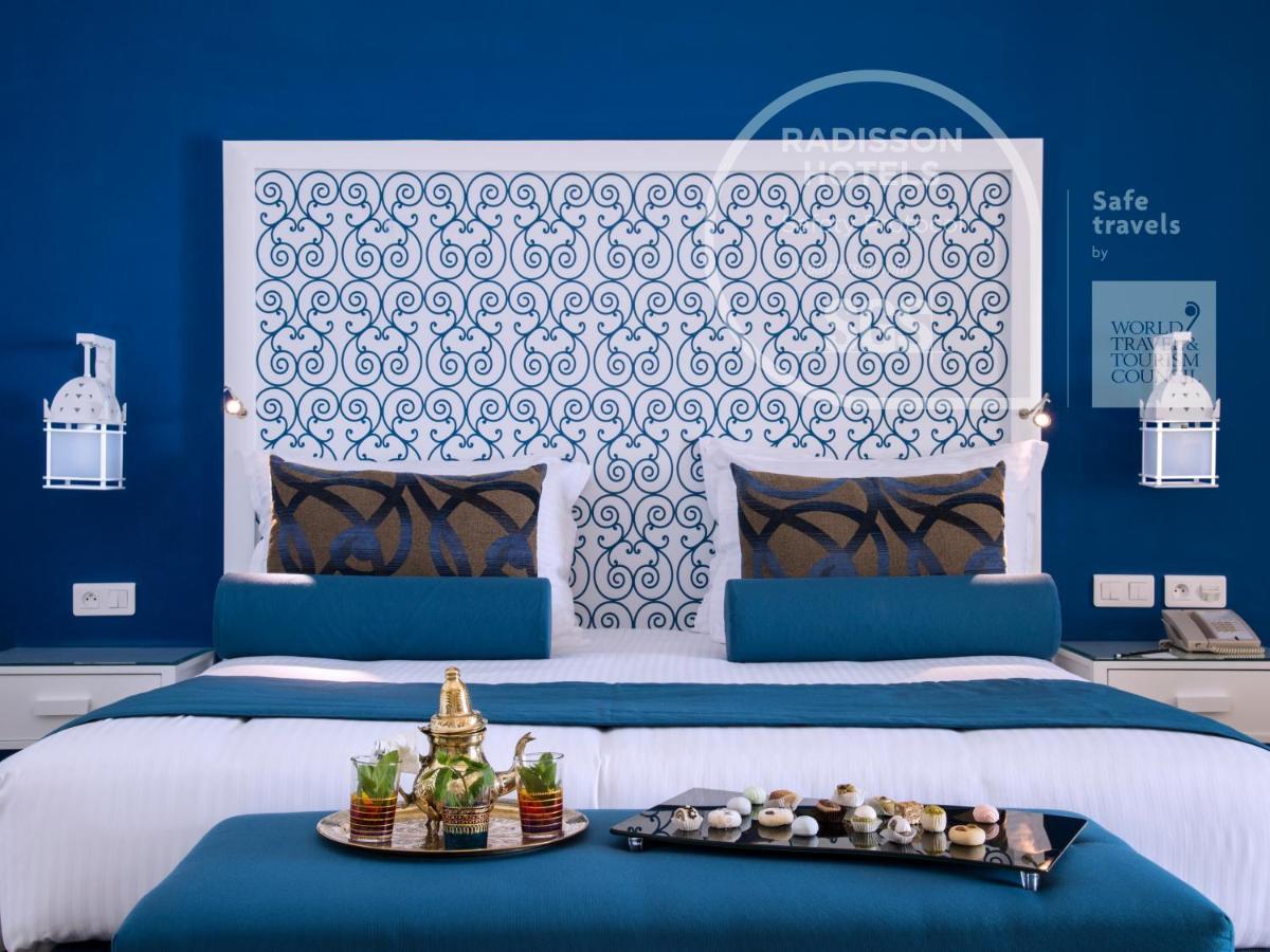 Radisson Blu Resort&Thalasso Hammamet Esterno foto A bedroom at Radisson Blu Hotel, Marrakech