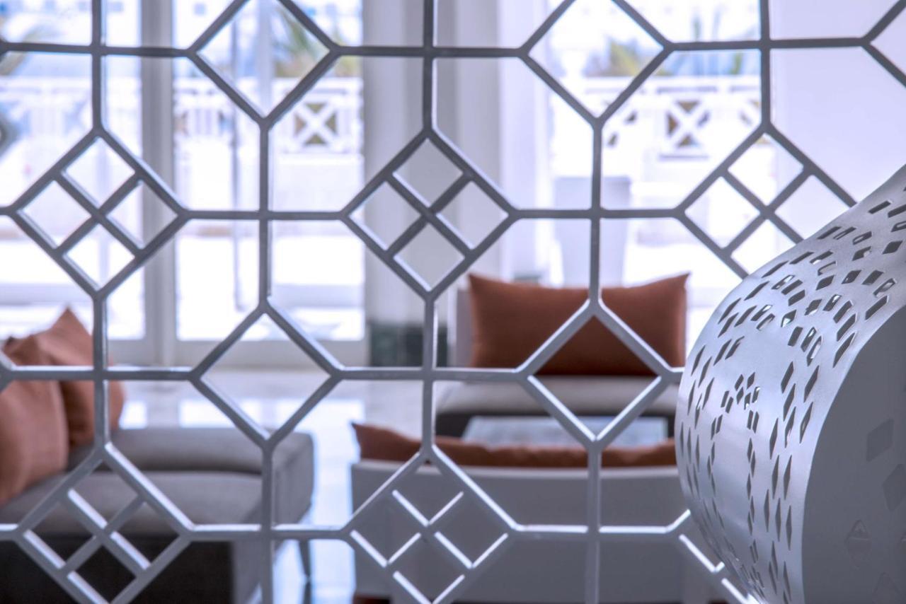 Radisson Blu Resort&Thalasso Hammamet Esterno foto Laser cut metal
